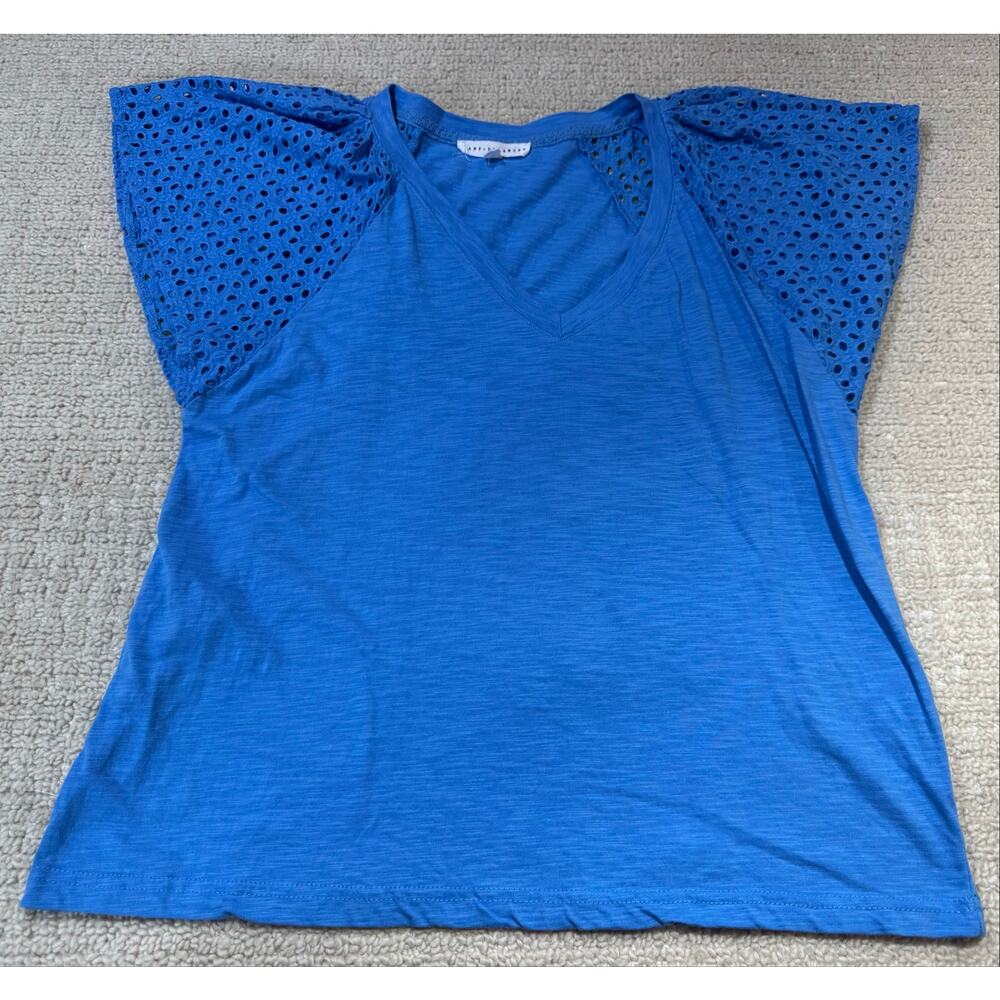 Jane + Delancey Women’s Medium Top Eyelet Lace Puff Sleeves Blue V Neck